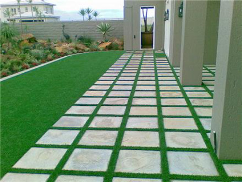 طراحی فضای سبز پیاده رو با چمن مصنوعی